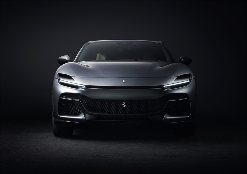 ferrari-purosangue_100854972_h_副本1.jpg