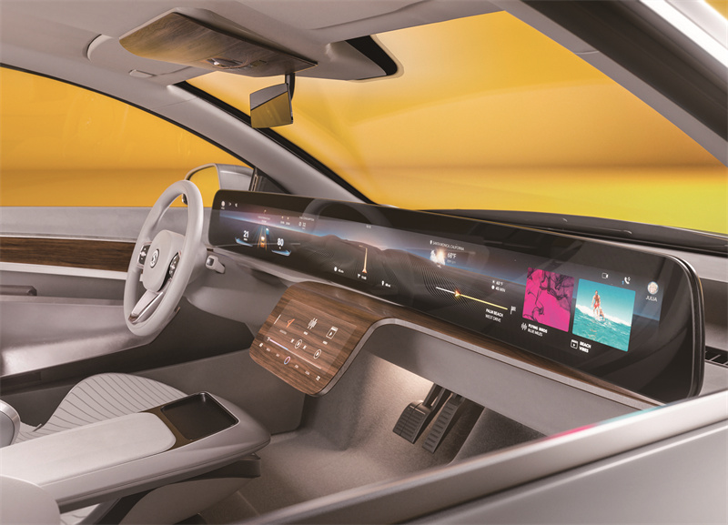 Continental_PP_UX_UltrawideCurvedDisplay.jpg